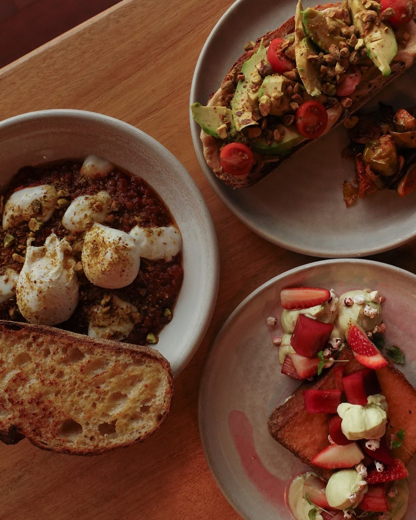 Avo toast, dessert and scramble